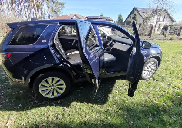 Land Rover Discovery Sport cena 149000 przebieg: 32979, rok produkcji 2020 z Płock małe 211